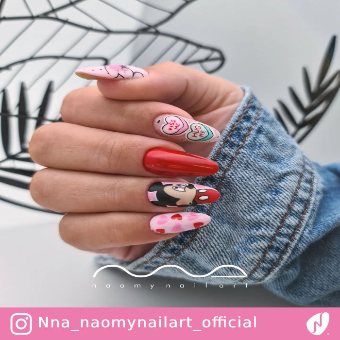 Valentine's Day Mickey Mouse Nail Art